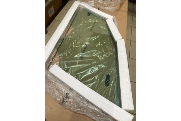 Cristal de Puerta Delantera Derecha nuevo
