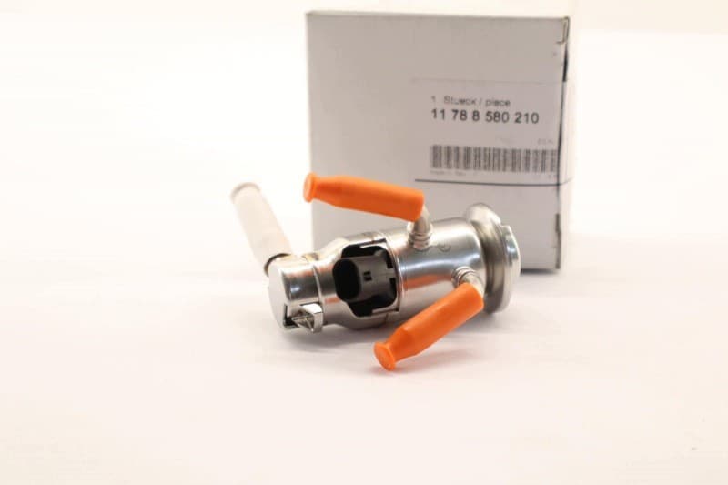 Inyector AdBlue Original BMW 11788580210 para BMW X3 G01 nuevo 3