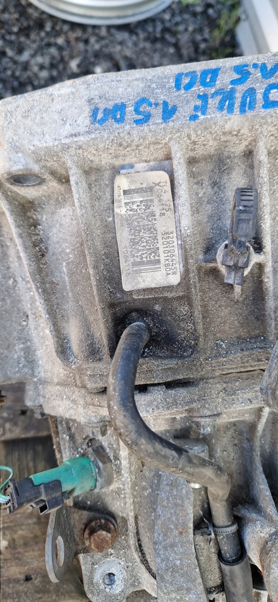Caja de cambios manual Nissan Juke F15 1,5 DCI económica usado 4