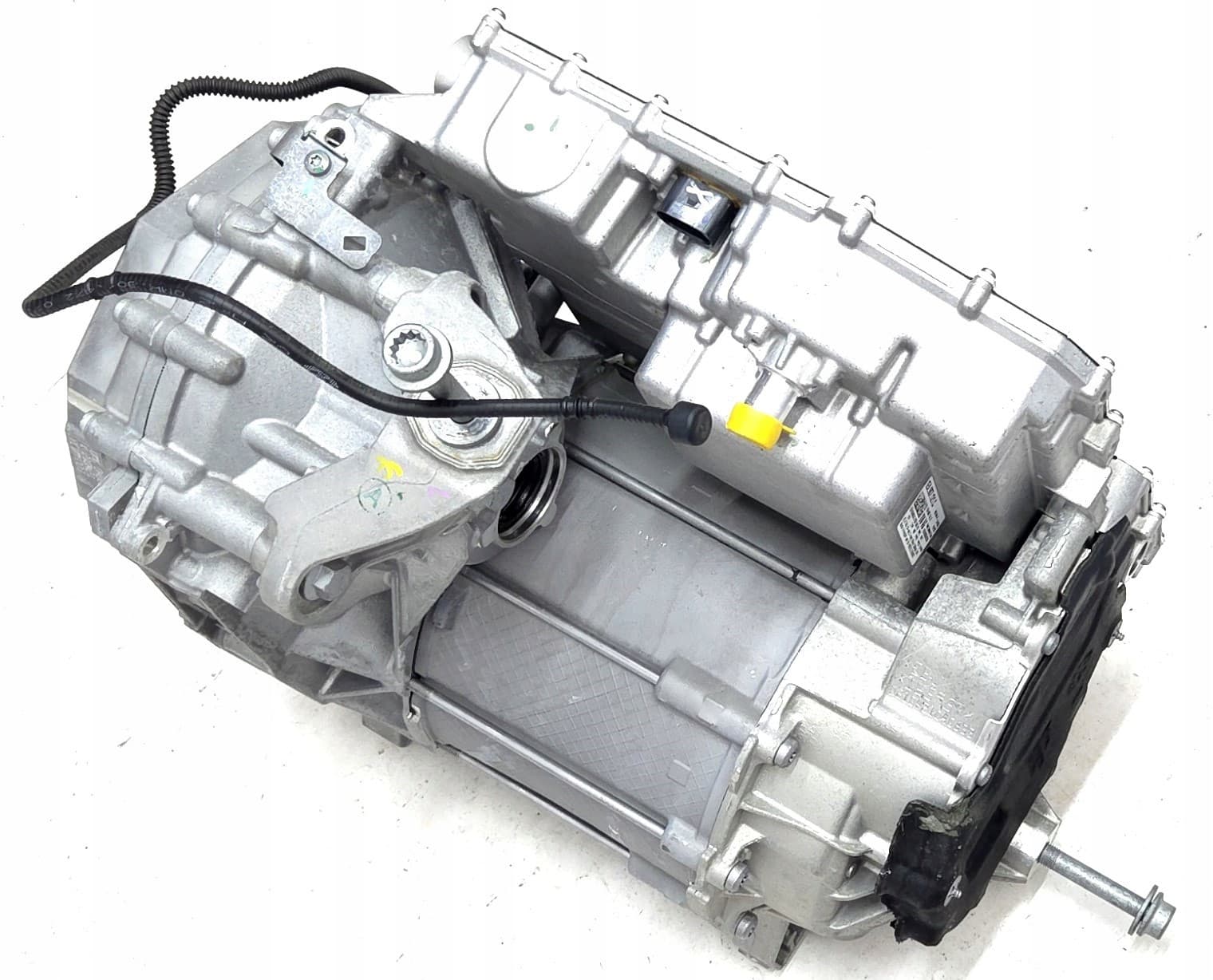 Motor eléctrico trasero VW ID3 ID4 1EA907121C usado 9