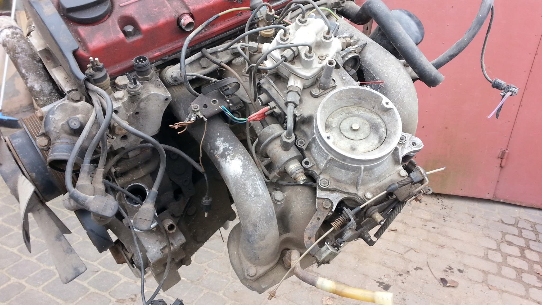 Motor Mercedes W201 190 1.8B 102910 usado 6