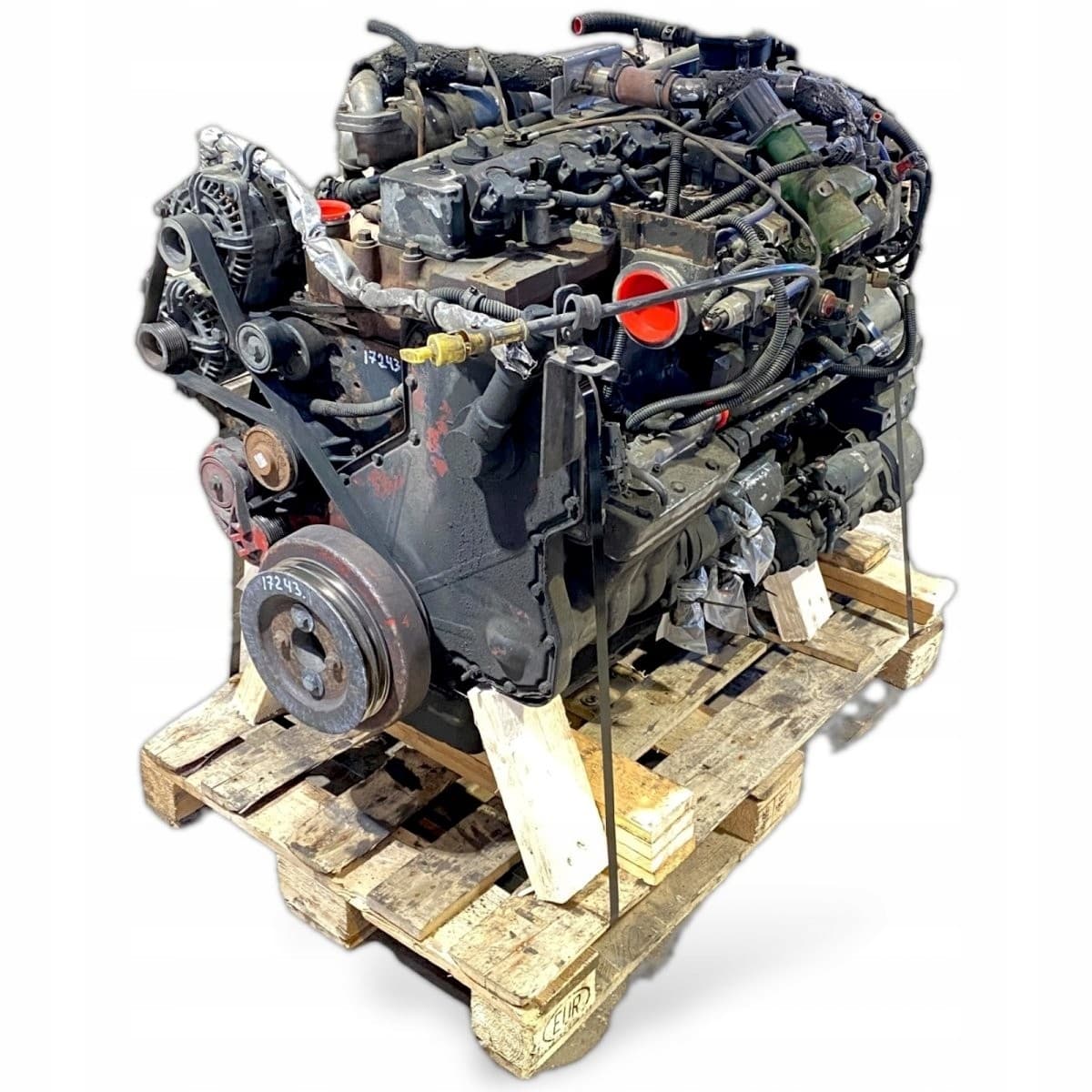 Motor ISLG320 Solaris usado