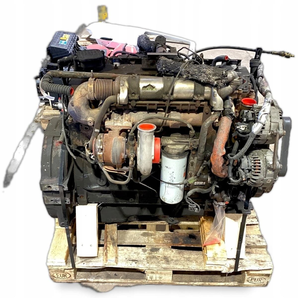 Motor ISLG320 Solaris usado 9