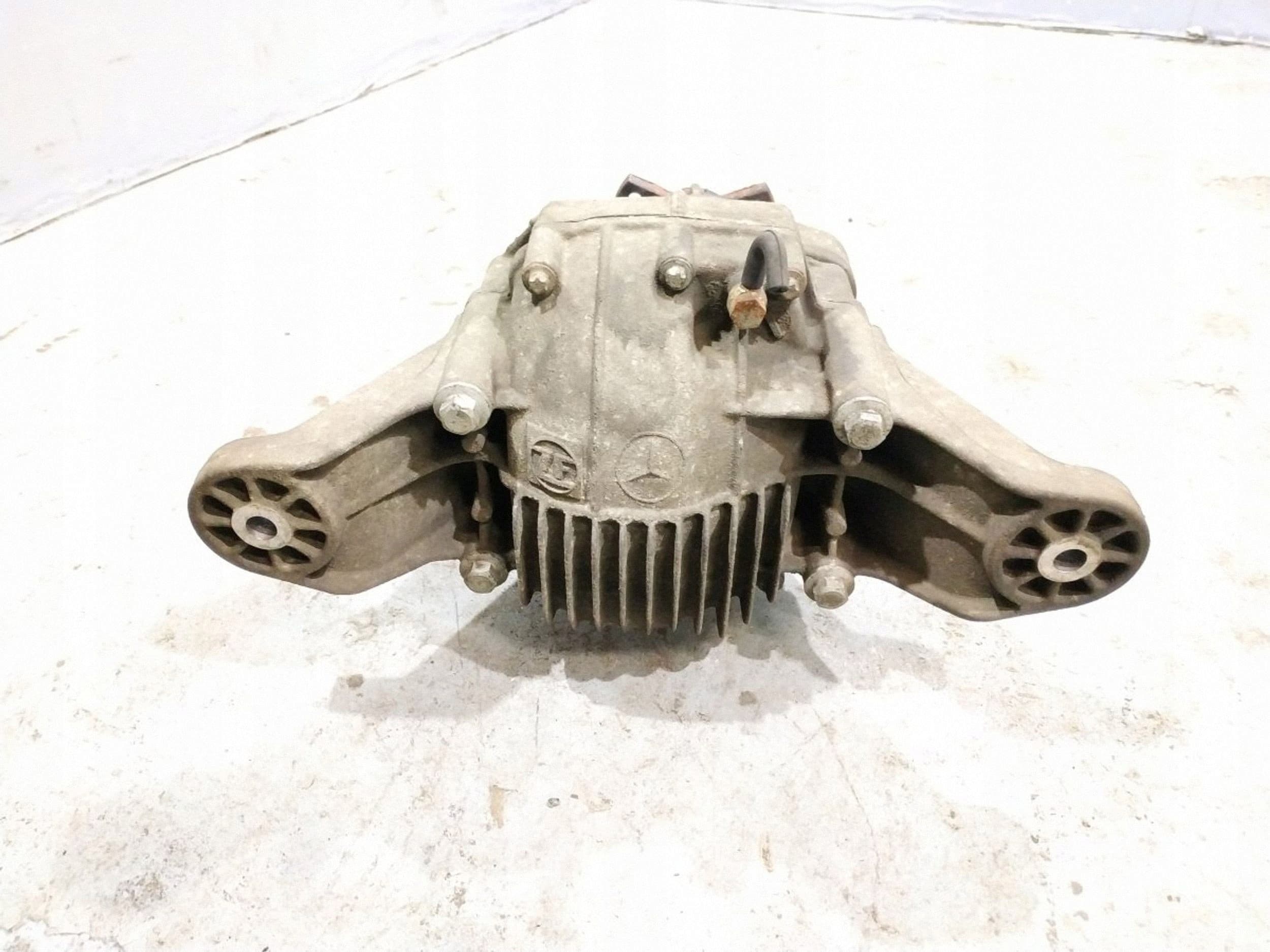 Diferencial Trasero Mercedes-Benz R W251 1643501614 usado