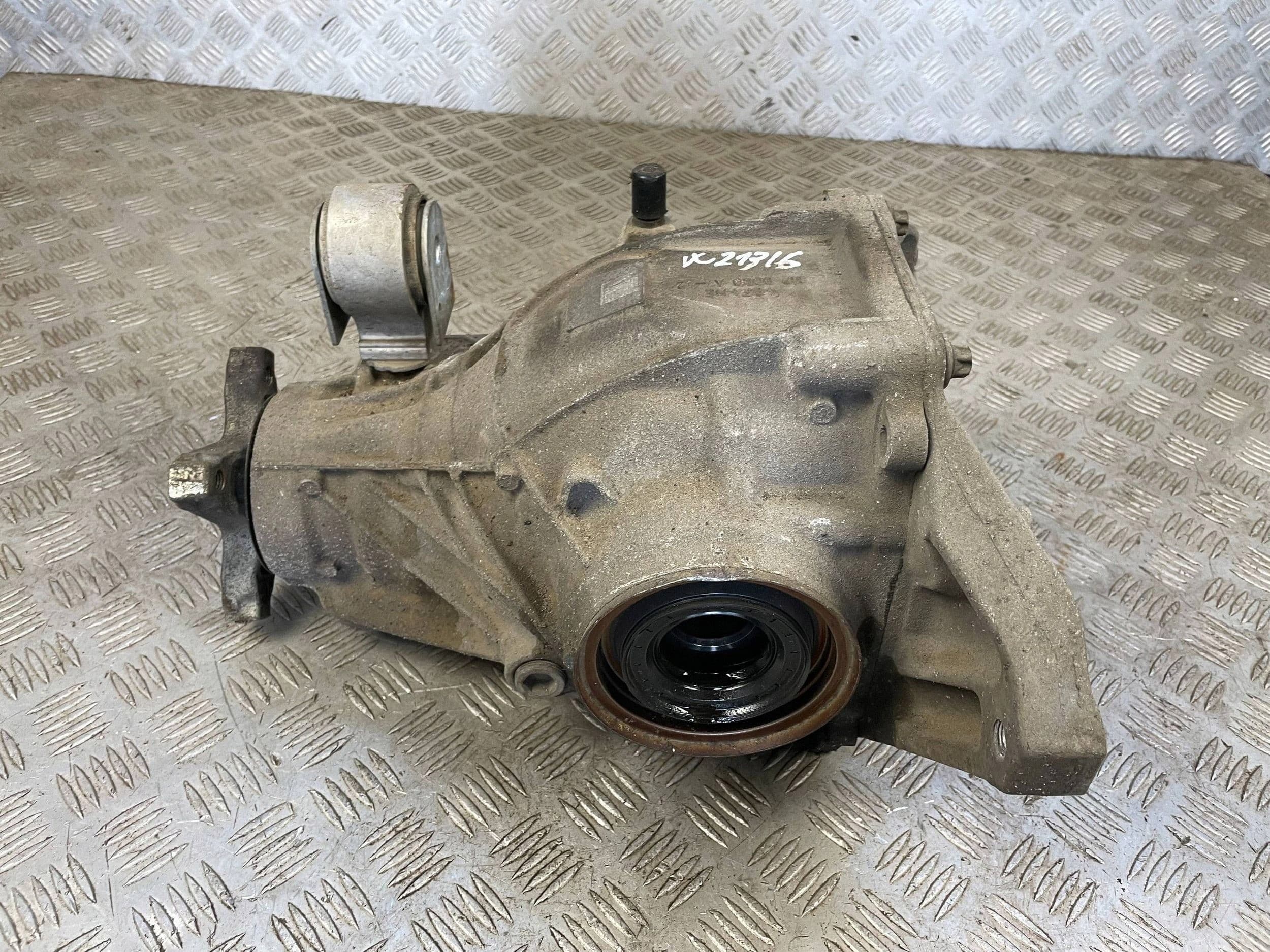 Diferencial trasero Mercedes-Benz E W213 2021 A2133501415 usado 2