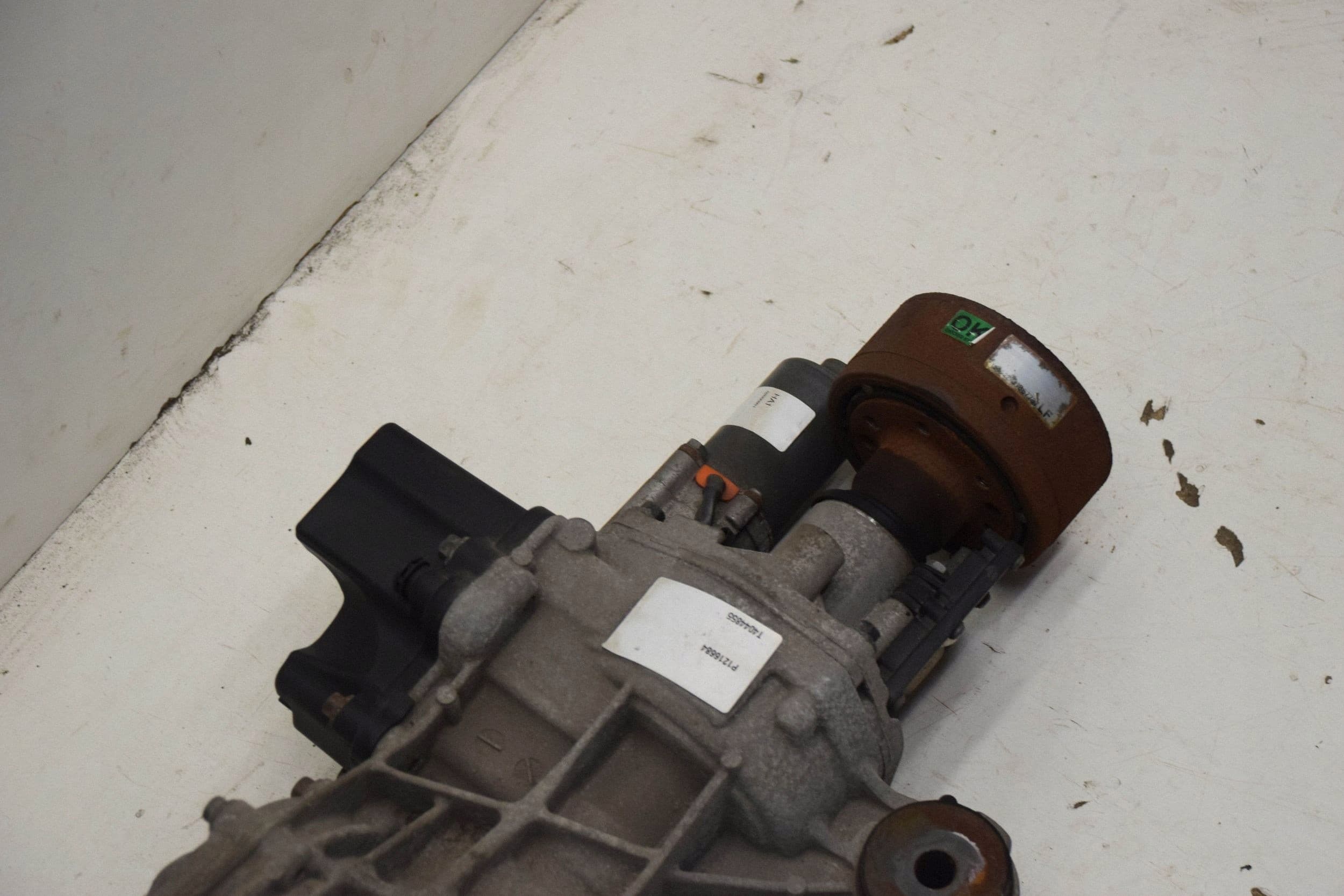 Diferencial trasero Volvo XC90 31437121 usado 6