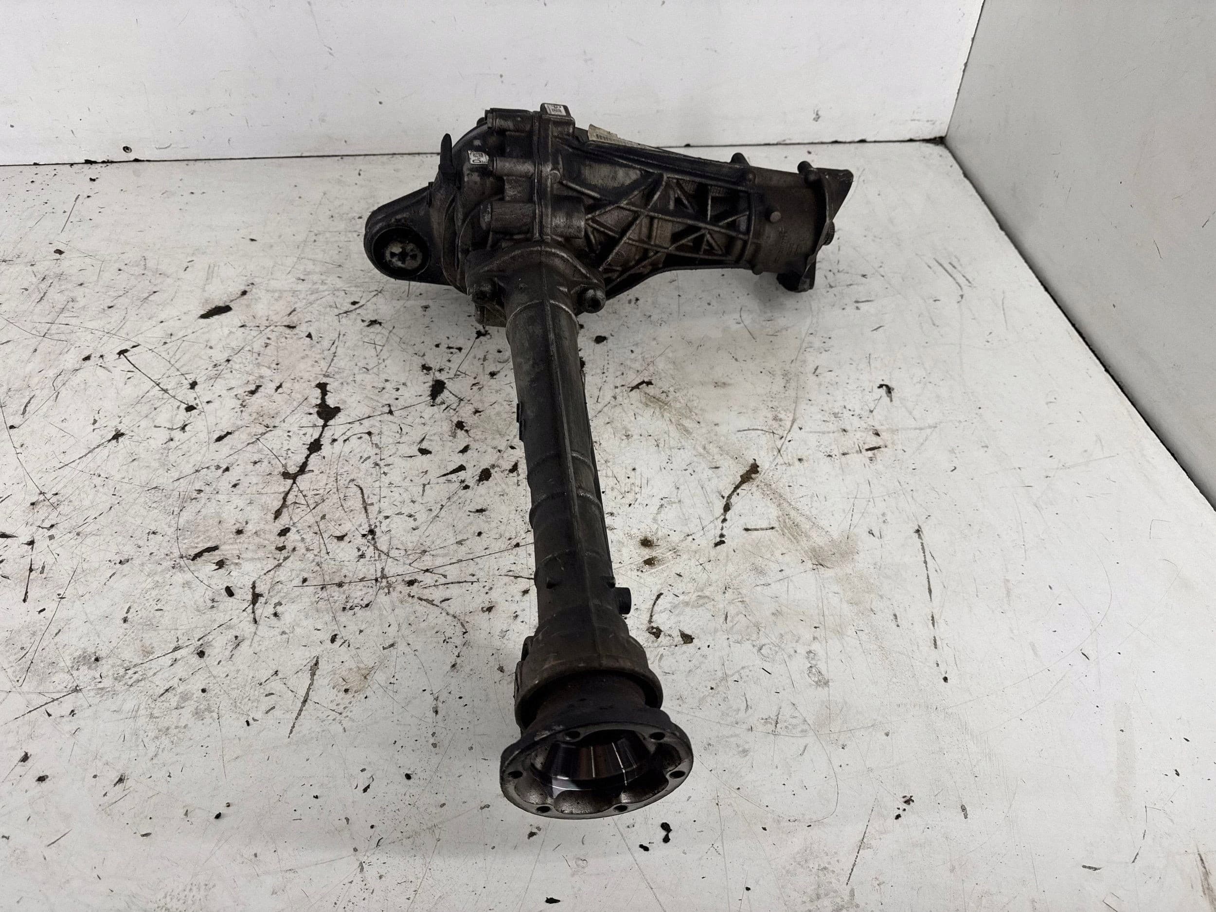 Diferencial delantero Porsche Cayenne (92A) 2011 usado 4
