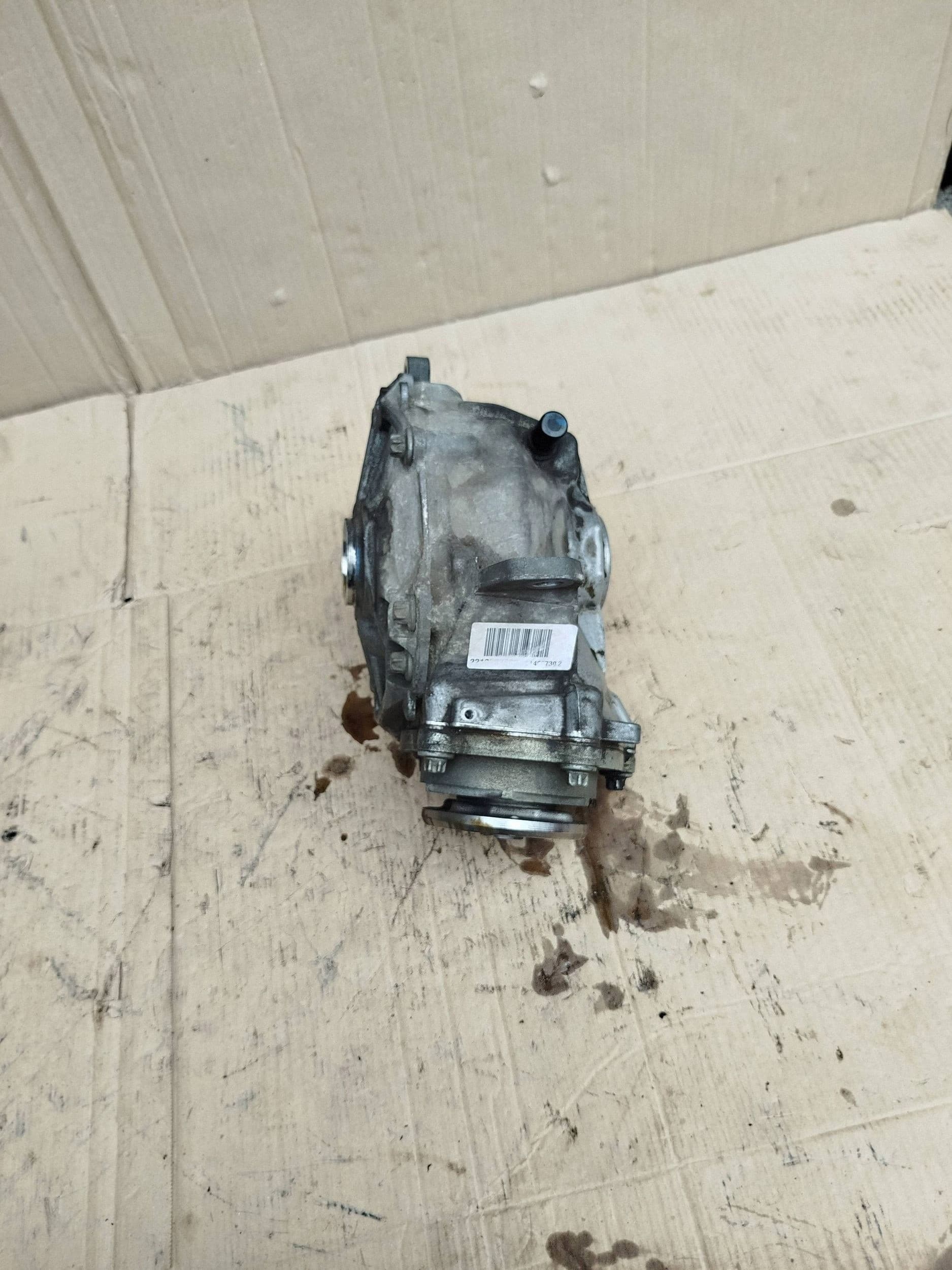Diferencial delantero Mercedes-Benz E W212 A2213307600 usado 2