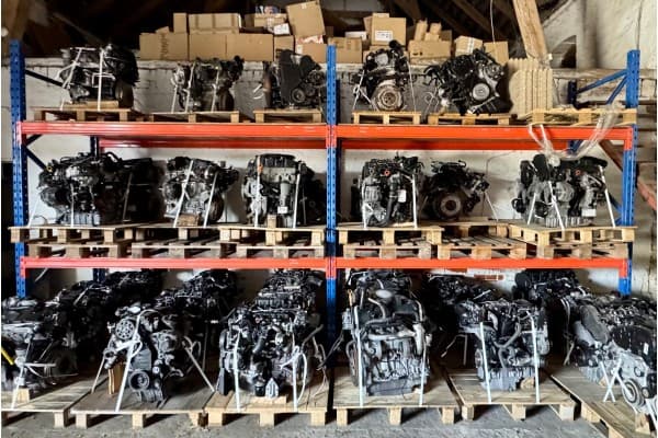 Motor completo Peugeot 208 12-15, 1.2 Vti HM01 usado