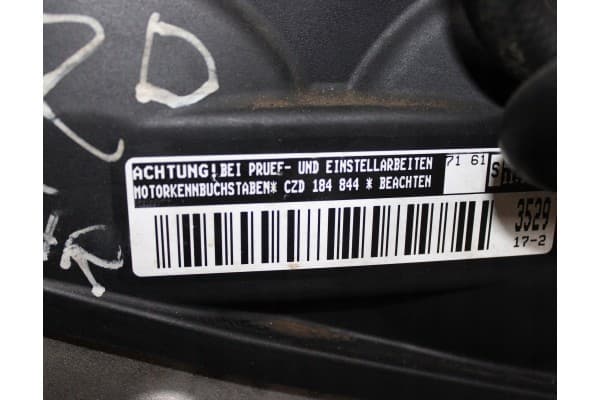 Motor de gasolina VW Jetta V Czd usado 2