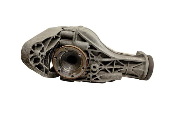 Diferencial trasero Audi A6 0BC500044A usado