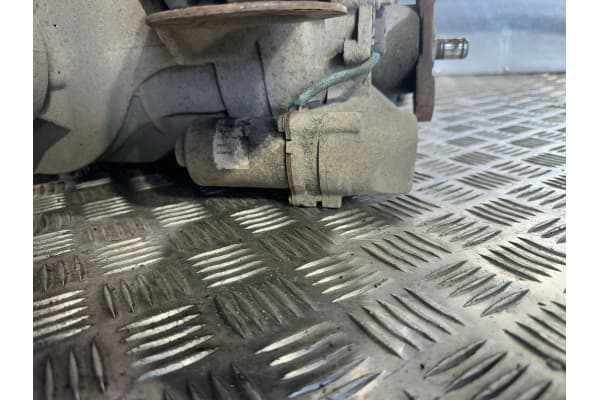 Diferencial trasero Audi Q3 8U 2016 0AY525010N usado 7
