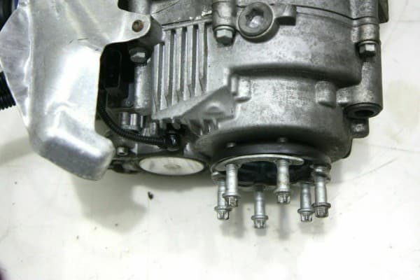 Diferencial trasero BMW X6 OEM 33107595261 usado 7
