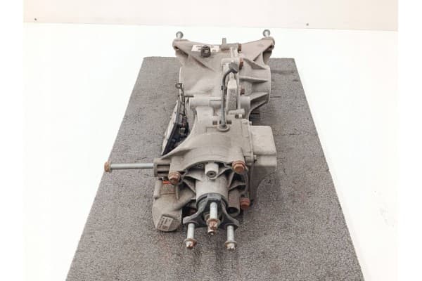 Diferencial trasero BMW Serie 2 F45 9470035 usado 2