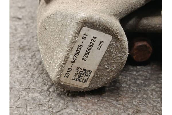 Diferencial trasero BMW Serie 2 F45 9470035 usado 10