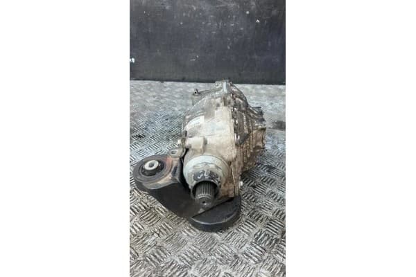 Reductor delantero Land Rover 331 2017 usado 2