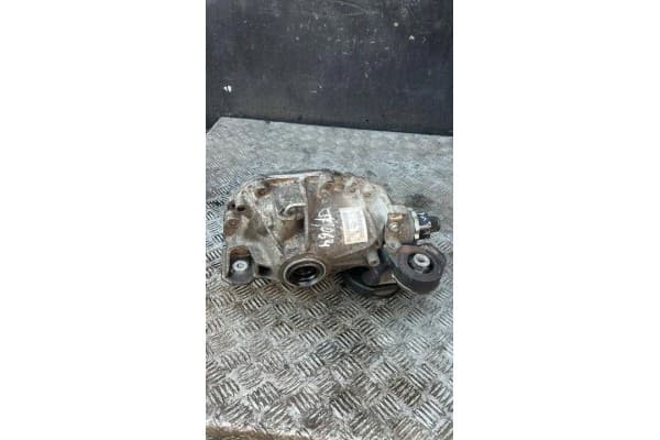 Reductor delantero Land Rover 331 2017 usado 5