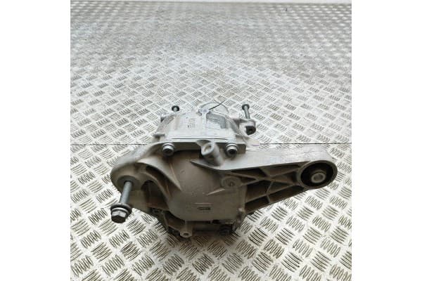 Reductor Trasero BMW X6 (G06) 3.0L 219 kW 2023 usado