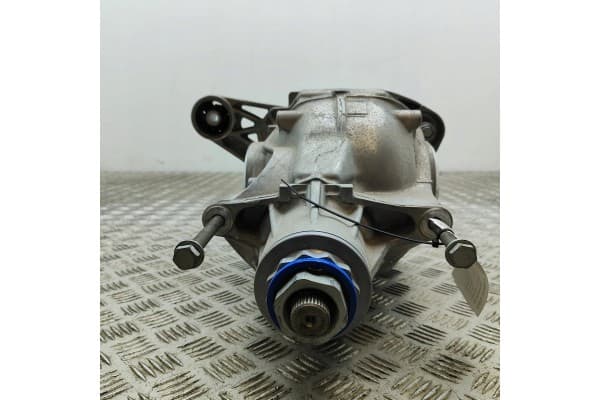 Reductor Trasero BMW X6 (G06) 3.0L 219 kW 2023 usado 4