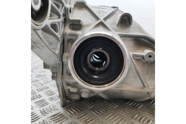 Reductor Trasero BMW X6 (G06) 3.0L 219 kW 2023 usado 8