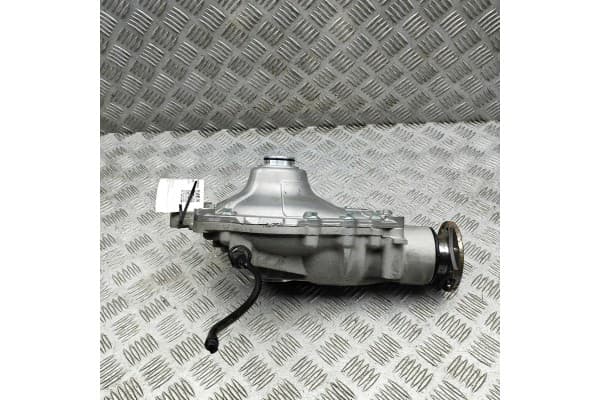 Reductor delantero BMW X6 (G06) 3.0L 219 kW 2023 usado 5