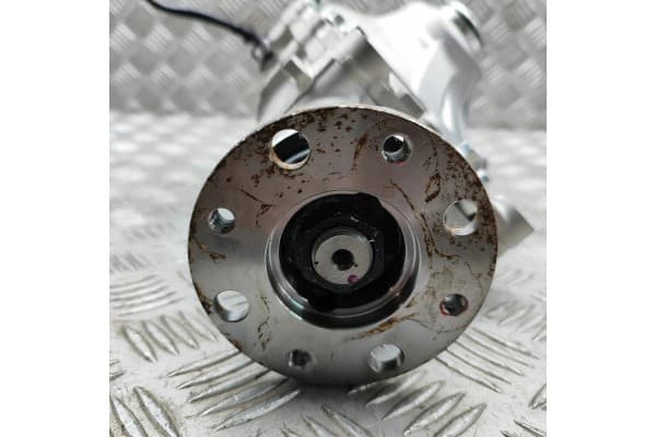 Reductor delantero BMW X6 (G06) 3.0L 219 kW 2023 usado 7