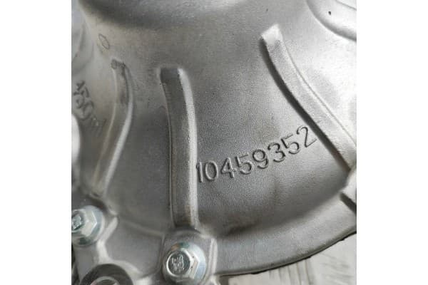 Reductor delantero BMW X6 (G06) 3.0L 219 kW 2023 usado 9