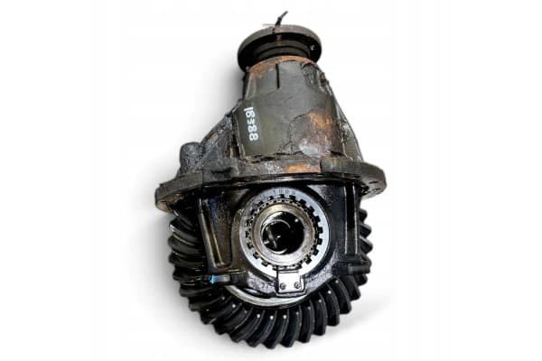 20587709 Volvo Diferencial, eje motriz usado 2