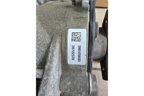 Puente diferencial VW Skoda Haldex 0CQ525010J usado 4