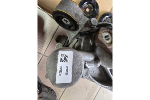 Puente diferencial VW Skoda Haldex 0CQ525010J usado 10