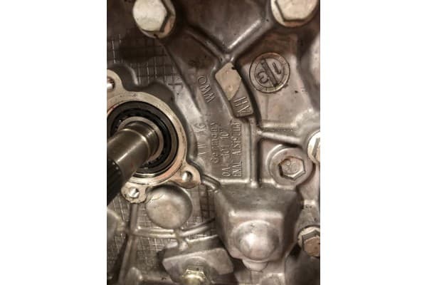 Caja de cambios manual VW tipo 0A4, código Kwb usado 3