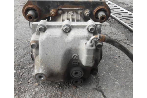 Puente diferencial trasero Nissan Qashqai J10 usado 2