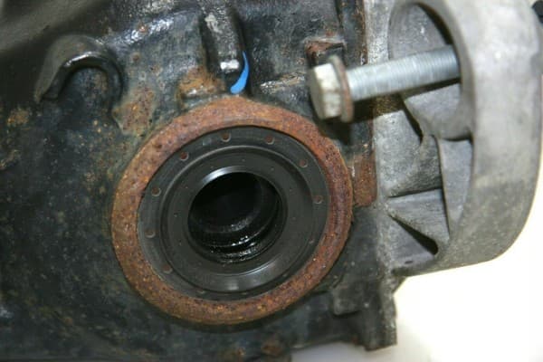 Diferencial trasero BMW X5 OEM 33107590911 usado 4