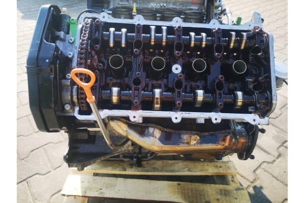 Motor 3.7 Audi A8 A6 Aqg V8 sin accesorios usado 4