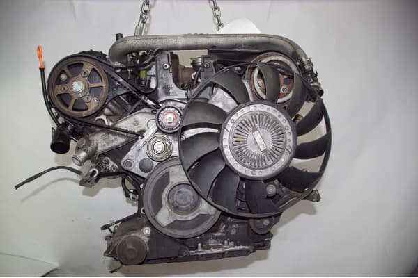 Motor trasero Akn 2.5 TDI 149 CV Audi A4 B5 usado 2