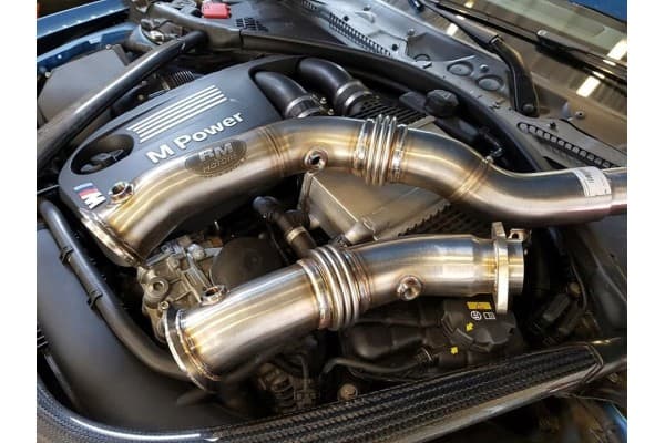 Downpipe RM Motors 212120 usado 9