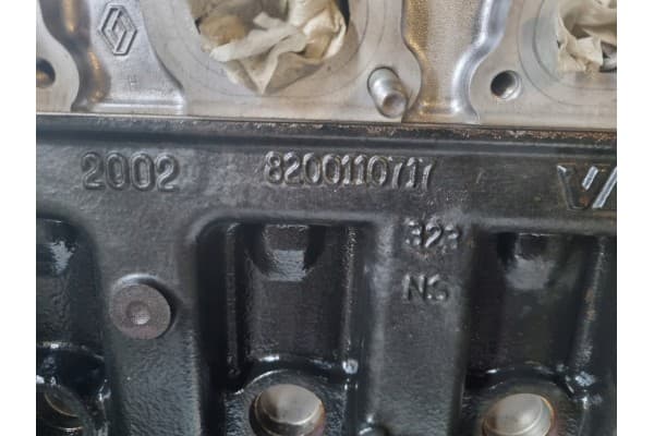 Motor Renault G9UA724 2.5 DCI reacondicionado 2