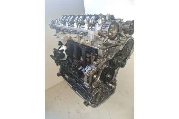 Motor Renault G9UA724 2.5 DCI reacondicionado 4