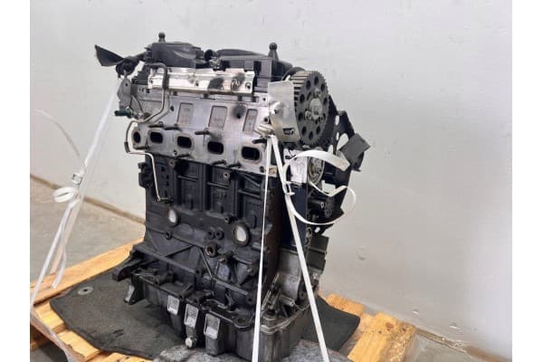 Motor 1.6 TDI Cay Cayp VW Golf Polo Skoda Seat usado 8