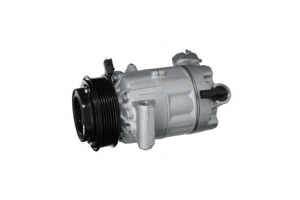 Compresor de aire acondicionado Valeo 811221 usado