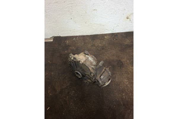 Diferencial delantero Mercedes-Benz E W212 usado