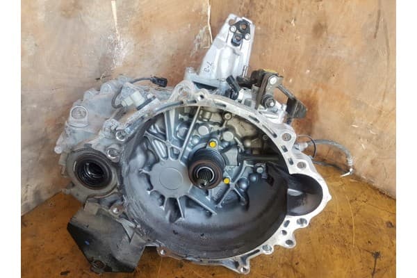 Caja de Cambios Hyundai Tucson WMJ6 usado 5