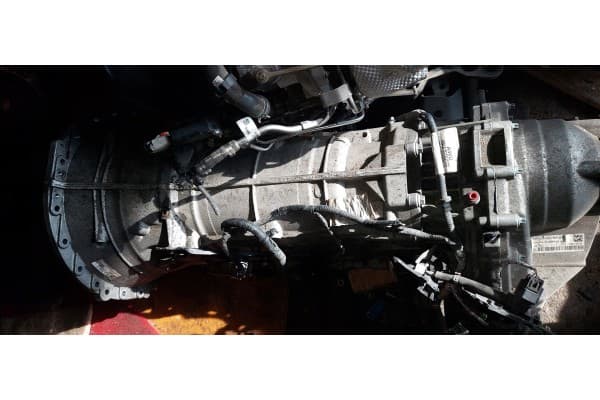 Caja de Cambios Completa Land Rover 8HP70 usado