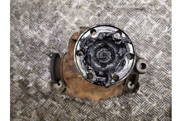 Diferencial trasero BMW Serie 5 E39 7502528 usado 6