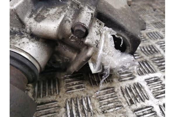 Diferencial trasero Volvo XC90 P1216612 usado 8