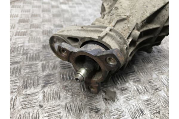 Diferencial trasero Mercedes-Benz ML W164 usado 2