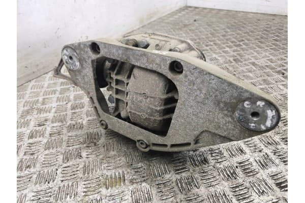 Diferencial trasero Audi A7 S7 4G usado 2