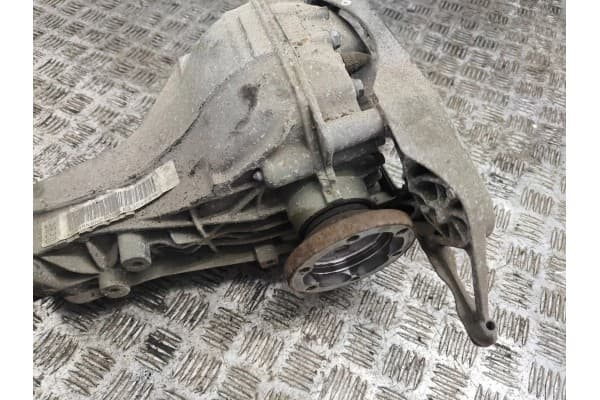 Diferencial trasero Audi A7 S7 4G usado 5