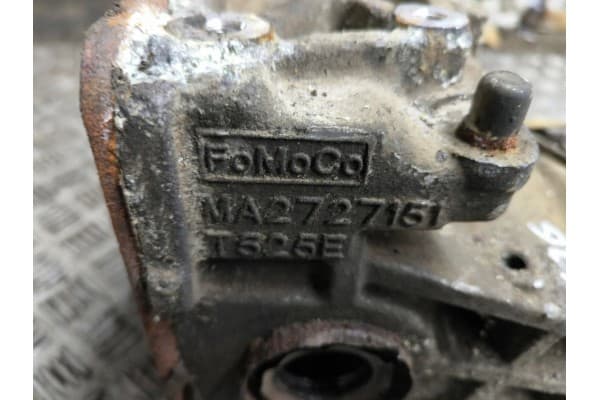 Diferencial trasero Mazda Cx-7 MA2727151 usado 3