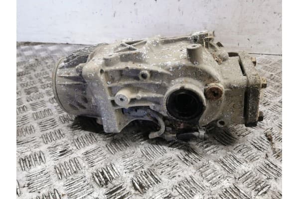 Diferencial trasero Toyota Rav 4 (XA40) usado 6